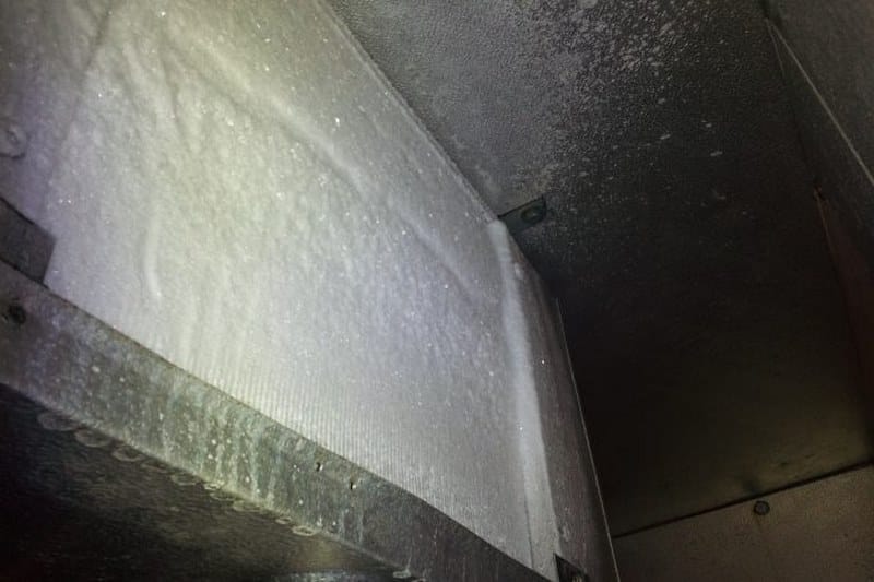 یخ زدگی اواپراتور در سردخانه های ماشینی